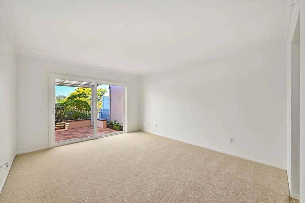 https://cdn.realtyfeed.com/cdn/127/307092799/3dfa59e034116e85c07634ff396224d6.webp