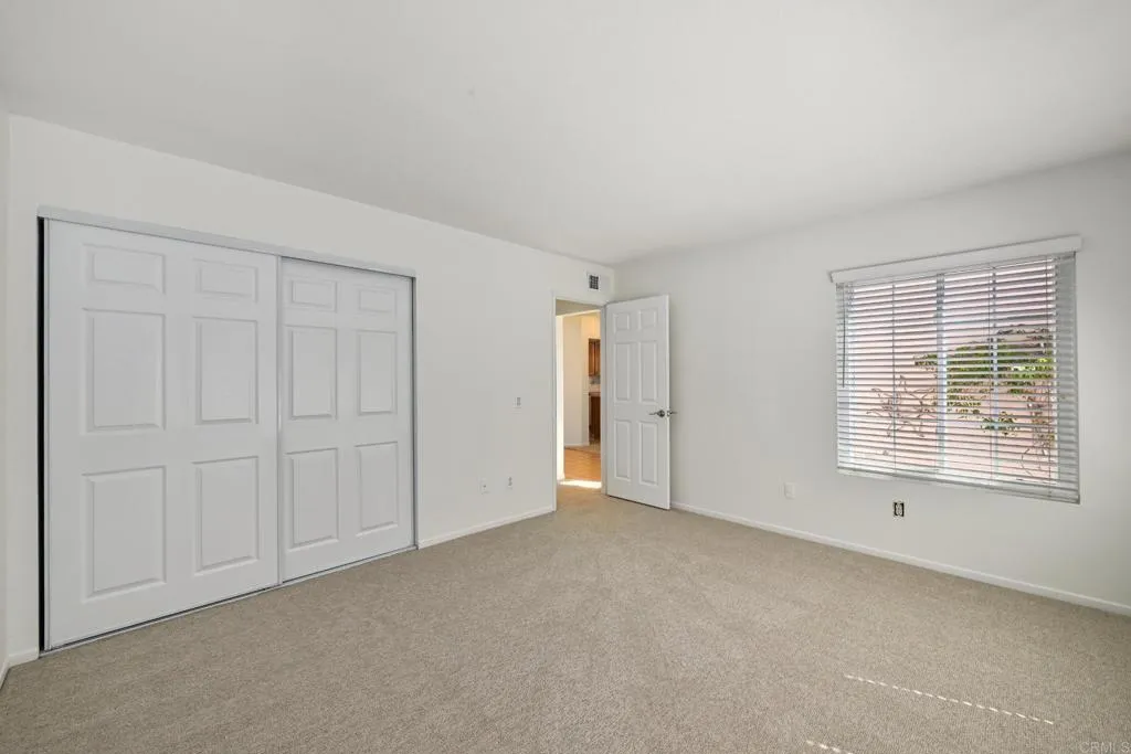 https://cdn.realtyfeed.com/cdn/127/307092799/9b21cb459408f3f88da59b4bea4af9d8.webp
