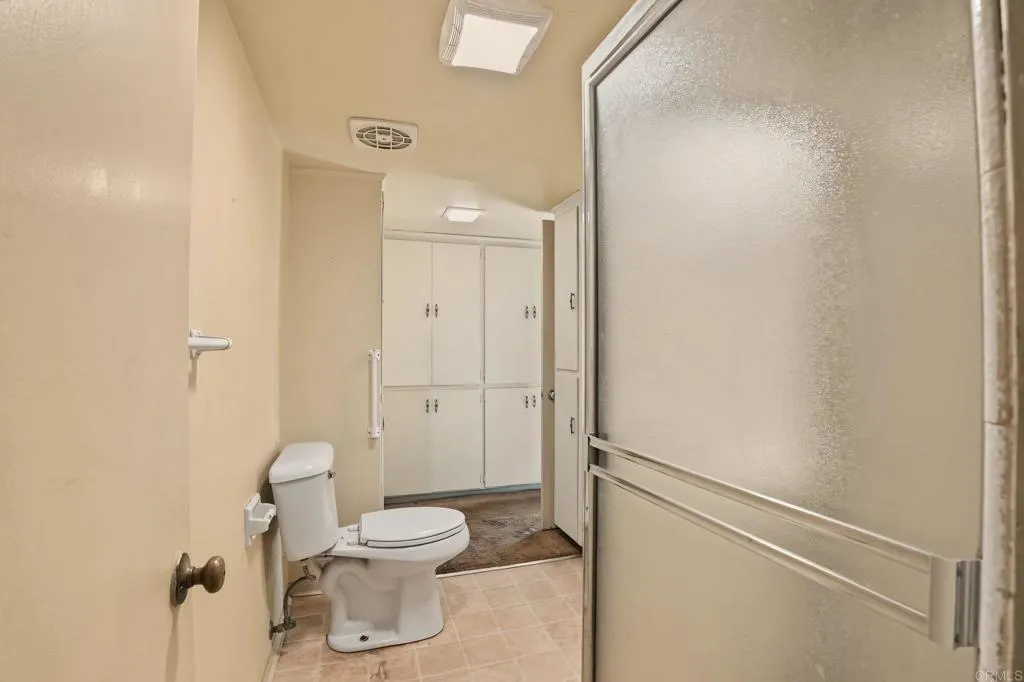 https://cdn.realtyfeed.com/cdn/127/307092881/20685ddffe47b080d4019d3abc5af341.webp