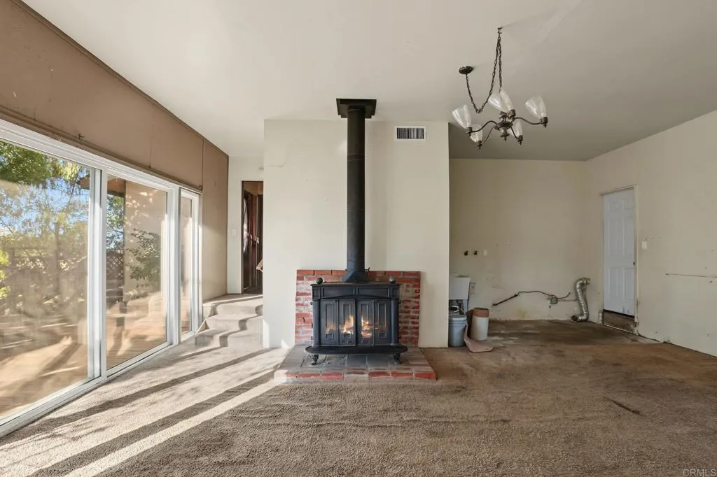https://cdn.realtyfeed.com/cdn/127/307092881/7d26e47d90e6c80fc14e0490259bc2ff.webp
