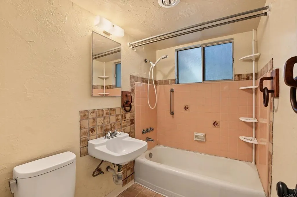 https://cdn.realtyfeed.com/cdn/127/307092881/b48ed6af012f224f2d0fbaad80bffe3a.webp
