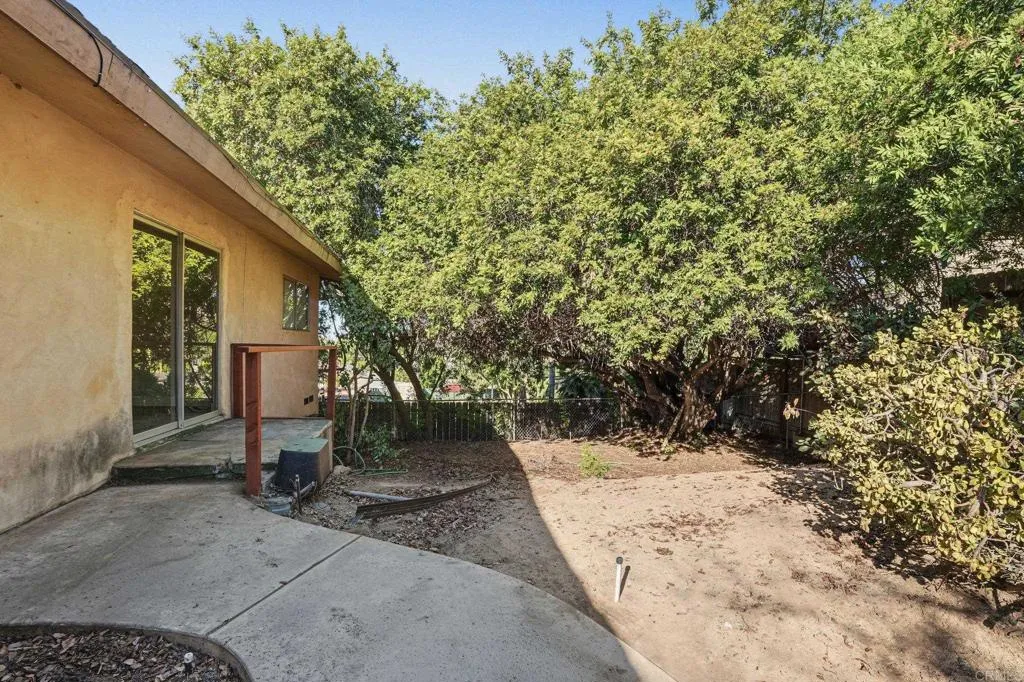 https://cdn.realtyfeed.com/cdn/127/307092881/f6d34408e535f63a0ba84fae043c1f3f.webp