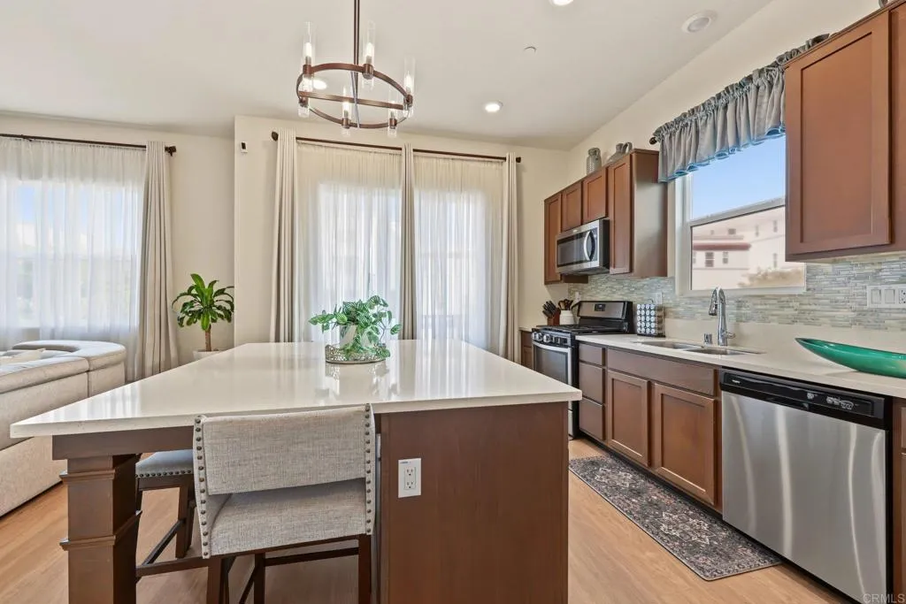 https://cdn.realtyfeed.com/cdn/127/307093035/4826bdb61761cf8aedd2c19c80705503.webp