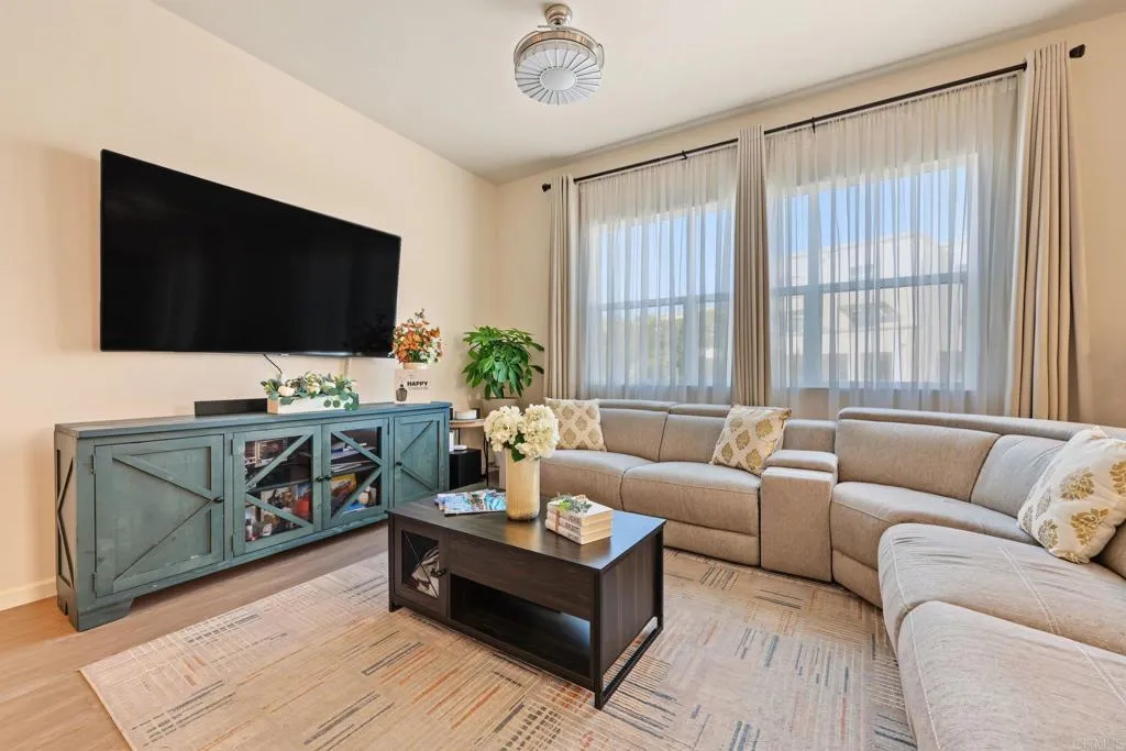 https://cdn.realtyfeed.com/cdn/127/307093035/6d89078494e45424a7f641bd7b3cdef3.webp