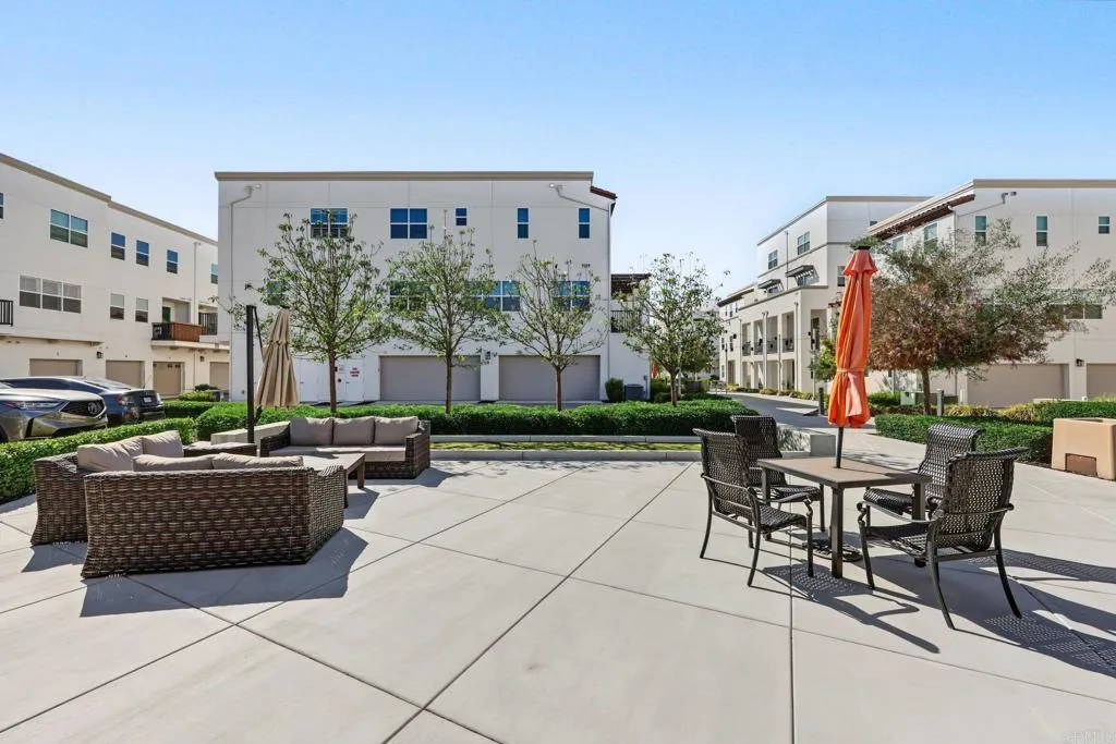 2034 Luzon Lane 7, Chula Vista CA 91915