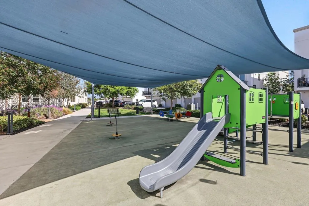 https://cdn.realtyfeed.com/cdn/127/307093035/c89cff673b17f1a425f04b382de000a3.webp