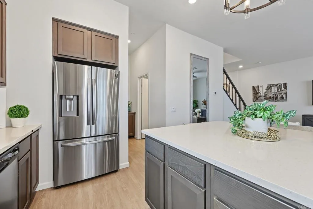https://cdn.realtyfeed.com/cdn/127/307093035/d1d2eb9d2b9421f4083959cb7478ef26.webp
