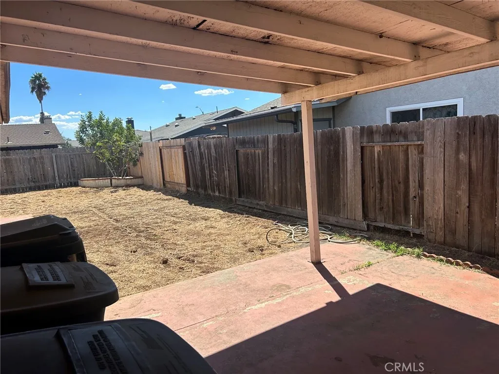https://cdn.realtyfeed.com/cdn/127/307093072/154cec32ccca4504d26232846e009cf6.webp