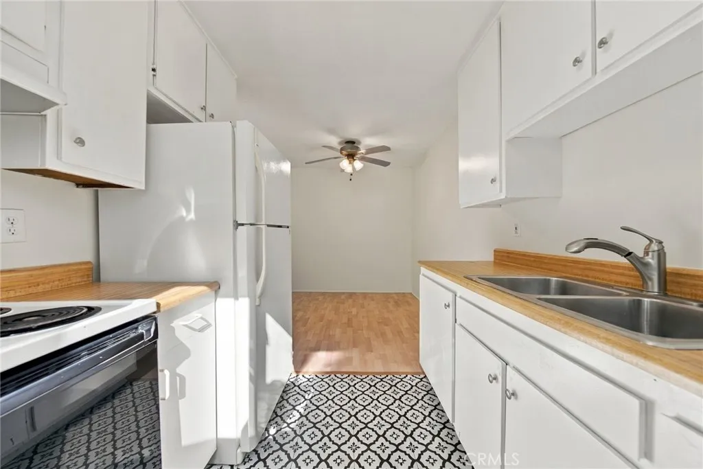 https://cdn.realtyfeed.com/cdn/127/307093127/7636ee58ab8513b8ba4e1738cdf85a24.webp