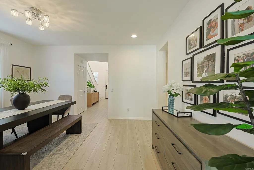 https://cdn.realtyfeed.com/cdn/127/307093136/714080cf6ecd70fcdce0aba00bc8d03e.webp