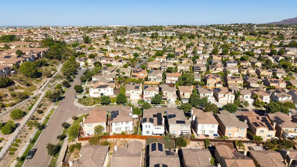 https://cdn.realtyfeed.com/cdn/127/307093136/766bef39bd2e8080dbcdb62ee3f11b6e.webp