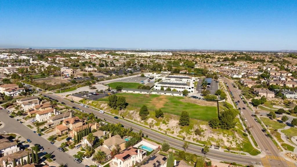 https://cdn.realtyfeed.com/cdn/127/307093136/fee34143bd24a124b716a669531deb47.webp