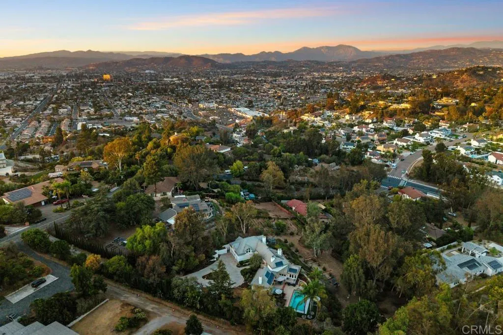 https://cdn.realtyfeed.com/cdn/127/307093258/c308ba654f54de0b8487c79107ef4950.webp