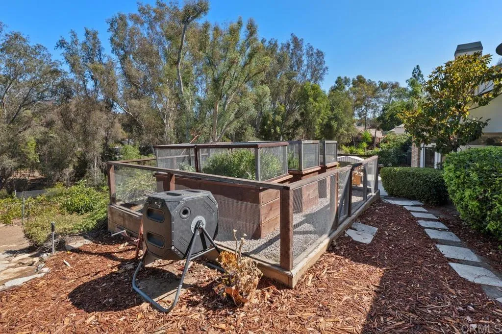https://cdn.realtyfeed.com/cdn/127/307093258/c8bac656d6b71f9563aebd85f17a4711.webp