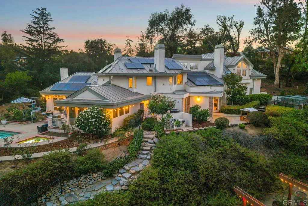 https://cdn.realtyfeed.com/cdn/127/307093258/ef2c70dd77333837d8494d3b628a35db.webp
