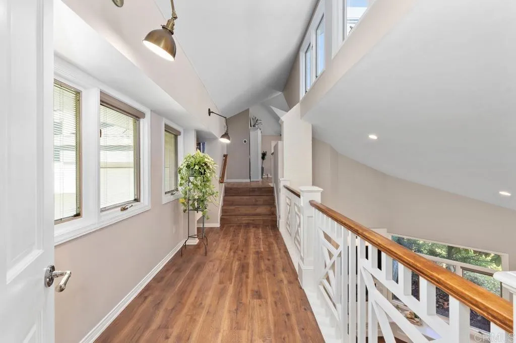 https://cdn.realtyfeed.com/cdn/127/307093258/f3ce56981f5c959a9fdd69d53cf0d122.webp