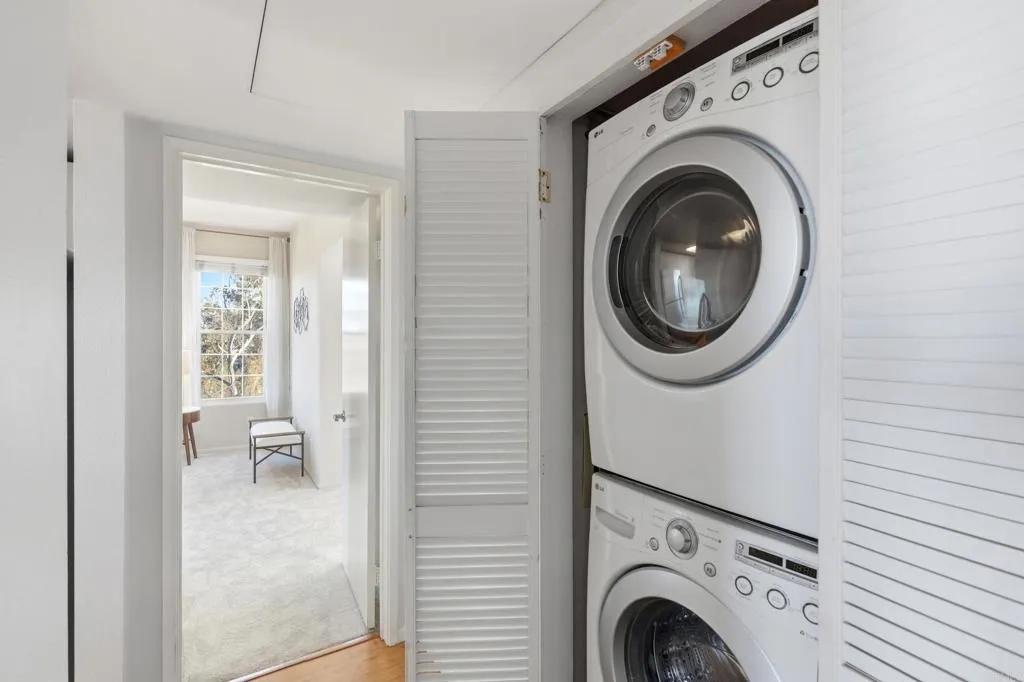 https://cdn.realtyfeed.com/cdn/127/307093289/40f46b7e485d57acfbf69771a2e6f1d9.webp