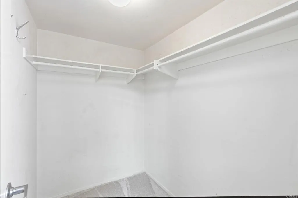 https://cdn.realtyfeed.com/cdn/127/307093289/e47aecd0971e6ec8fbd1f848ae2ee86a.webp