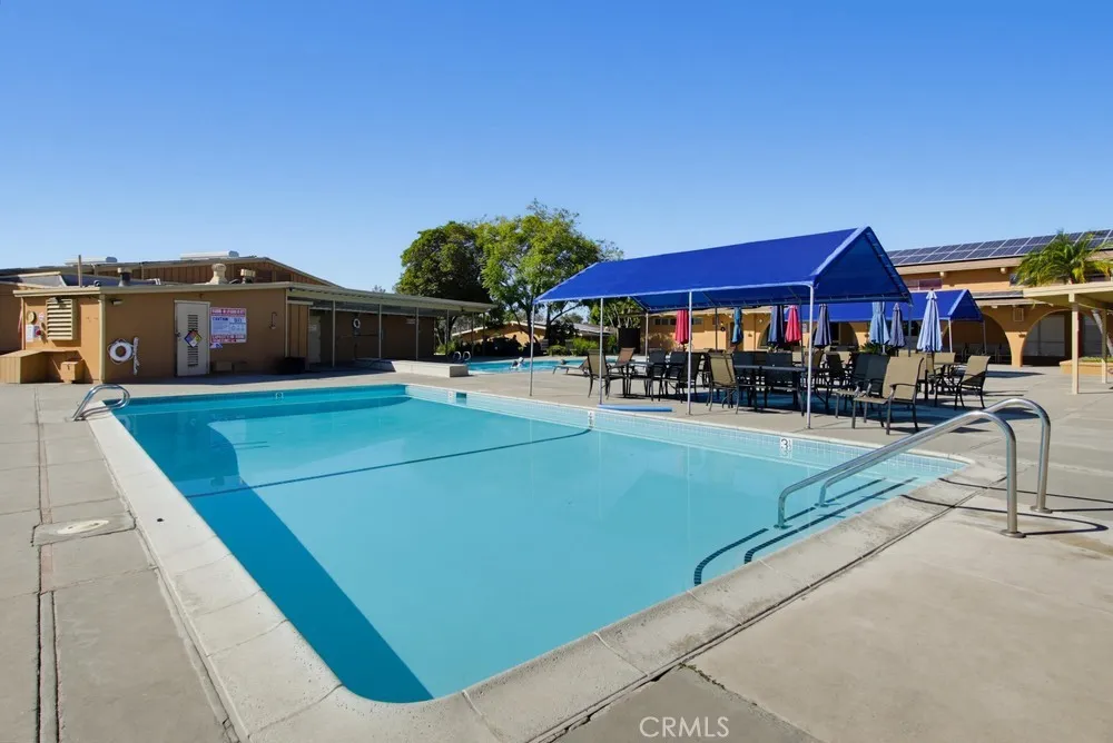 https://cdn.realtyfeed.com/cdn/127/307093334/962cd5b2c88e7a874a9b497a3fe79bb6.webp