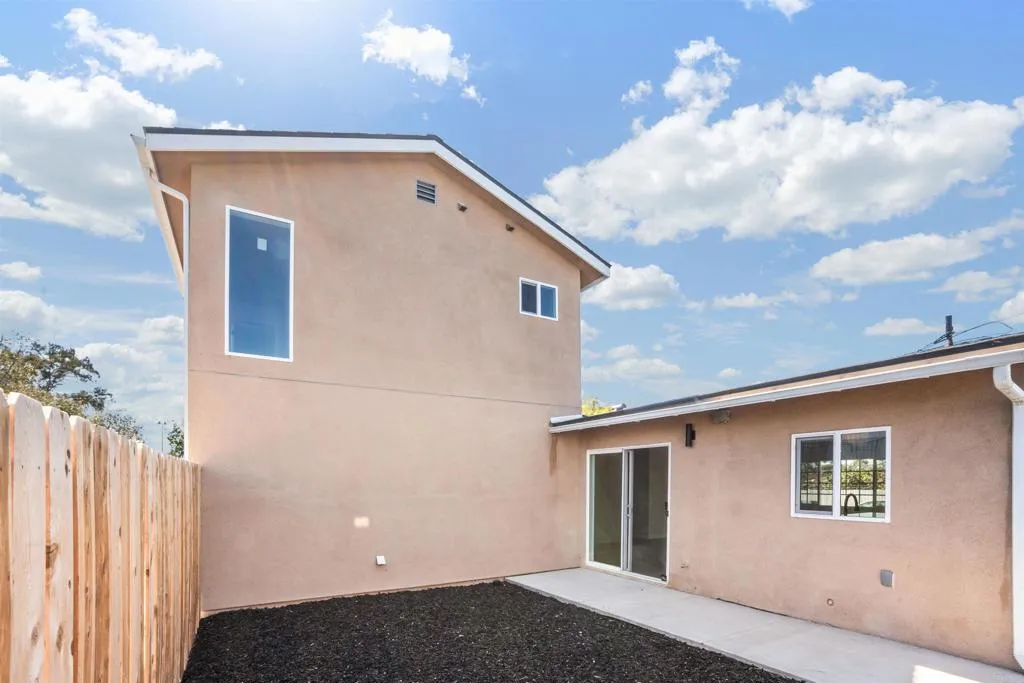 https://cdn.realtyfeed.com/cdn/127/307093371/1fd9568bb5007959c51ee20d0675c898.webp