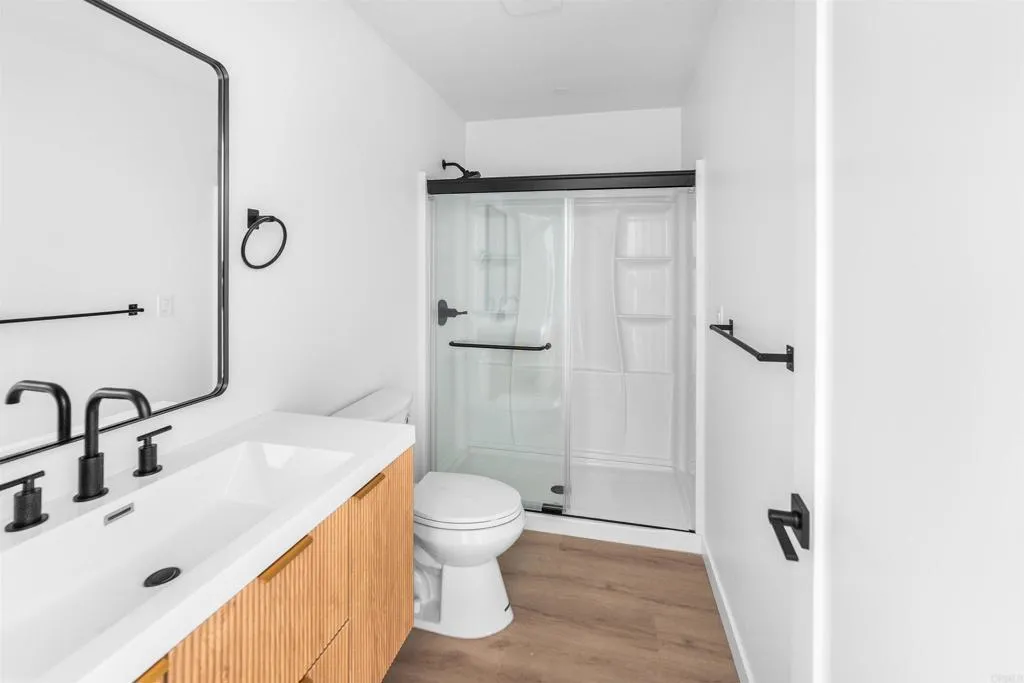 https://cdn.realtyfeed.com/cdn/127/307093371/5eec309a1358b25cf271374199c091d7.webp