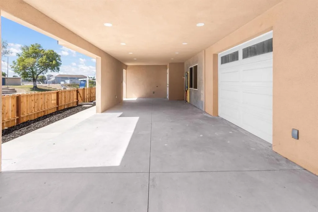 https://cdn.realtyfeed.com/cdn/127/307093371/c7a2b1a7fae078675ea6f1df4461d0ad.webp