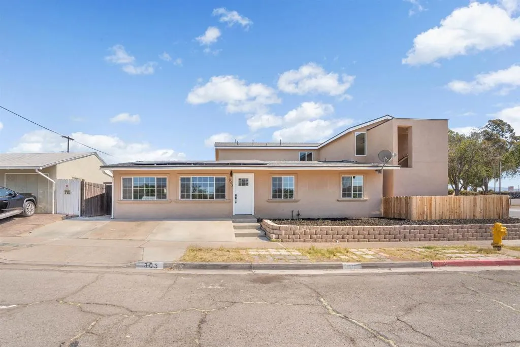https://cdn.realtyfeed.com/cdn/127/307093371/cc0a4dcd3097b92a0f54dc75d110b4c6.webp