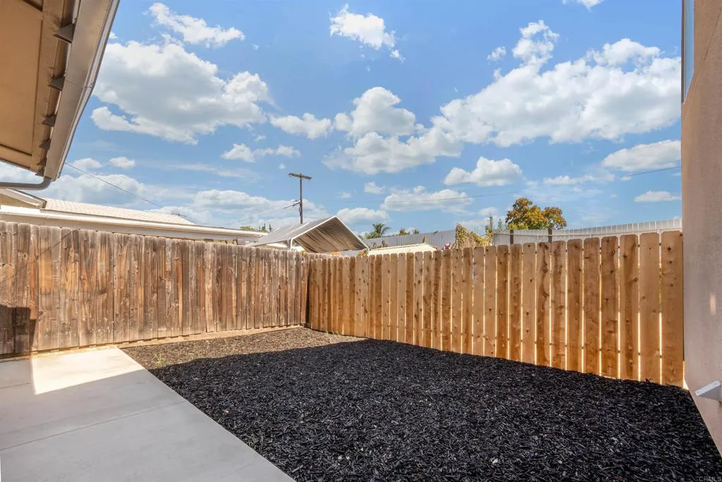 https://cdn.realtyfeed.com/cdn/127/307093371/ccb5d7fdbb16c06692dbfd16108c00bf.webp