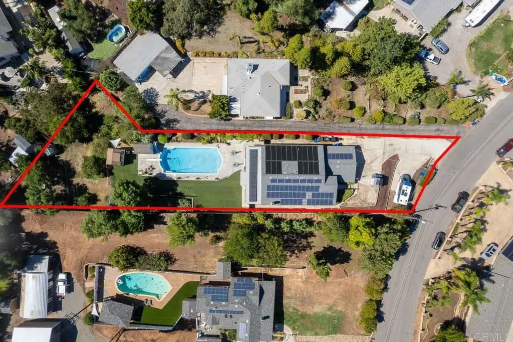 https://cdn.realtyfeed.com/cdn/127/307093372/1d6f3ecc22c79f41f645dae3865aef74.webp