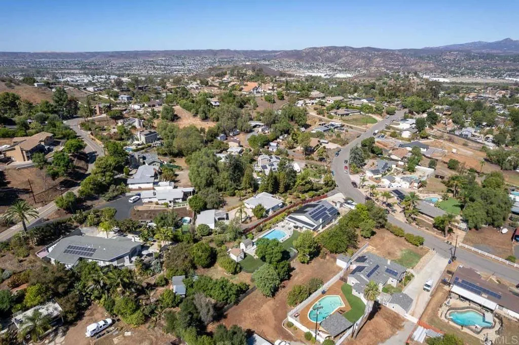 https://cdn.realtyfeed.com/cdn/127/307093372/246caf950855af9c5fa726a79e120c25.webp