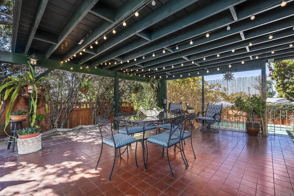 https://cdn.realtyfeed.com/cdn/127/307093507/3edffef7f23965a19a1310265c276f83.webp