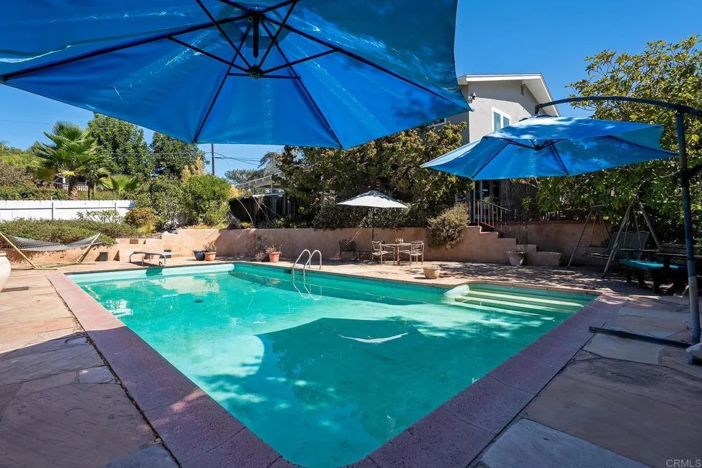 https://cdn.realtyfeed.com/cdn/127/307093507/4316be41cdbf857f99ee956df23ac069.webp