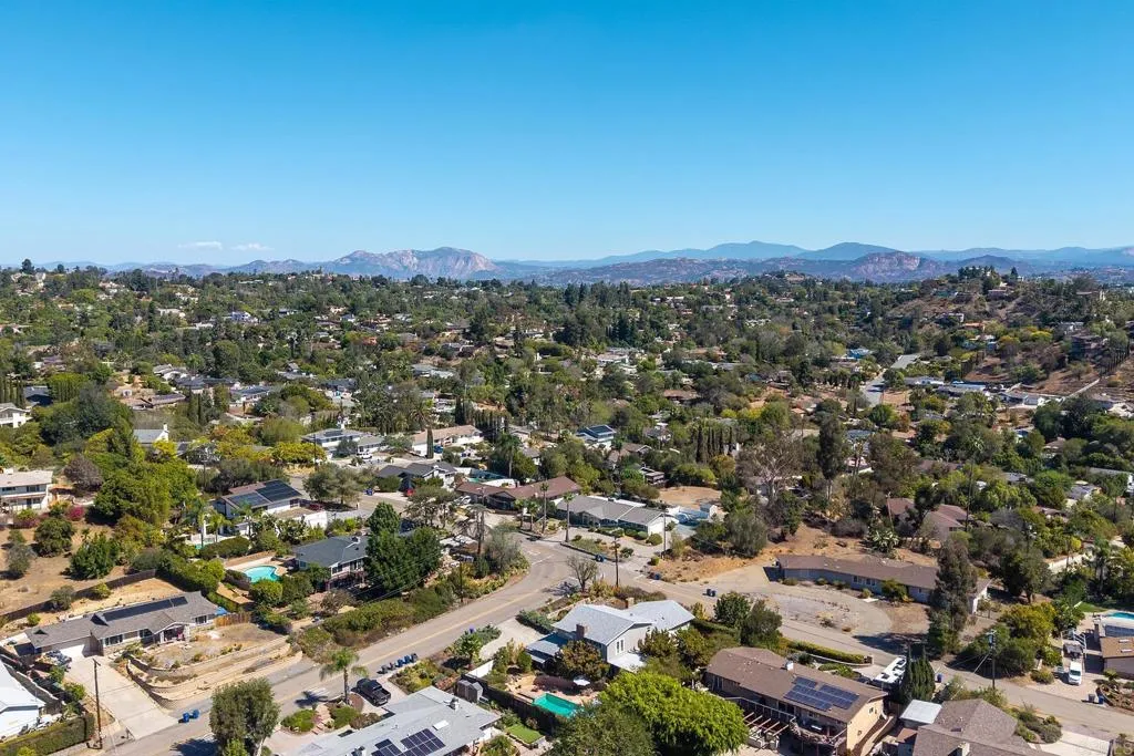 https://cdn.realtyfeed.com/cdn/127/307093507/5692f23d2e91699b0e131b74853ee93f.webp