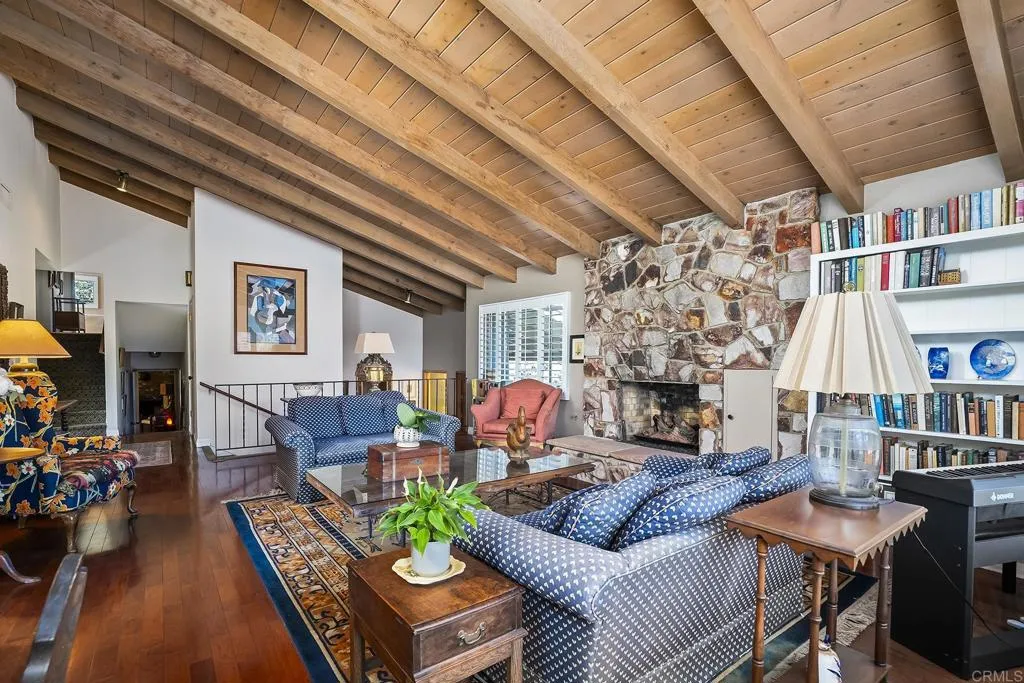 https://cdn.realtyfeed.com/cdn/127/307093507/6f20809be89676511c015bd26ecbd310.webp