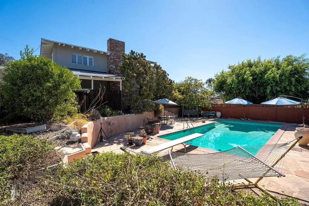 https://cdn.realtyfeed.com/cdn/127/307093507/d1078509400ebe26645f32a213805841.webp