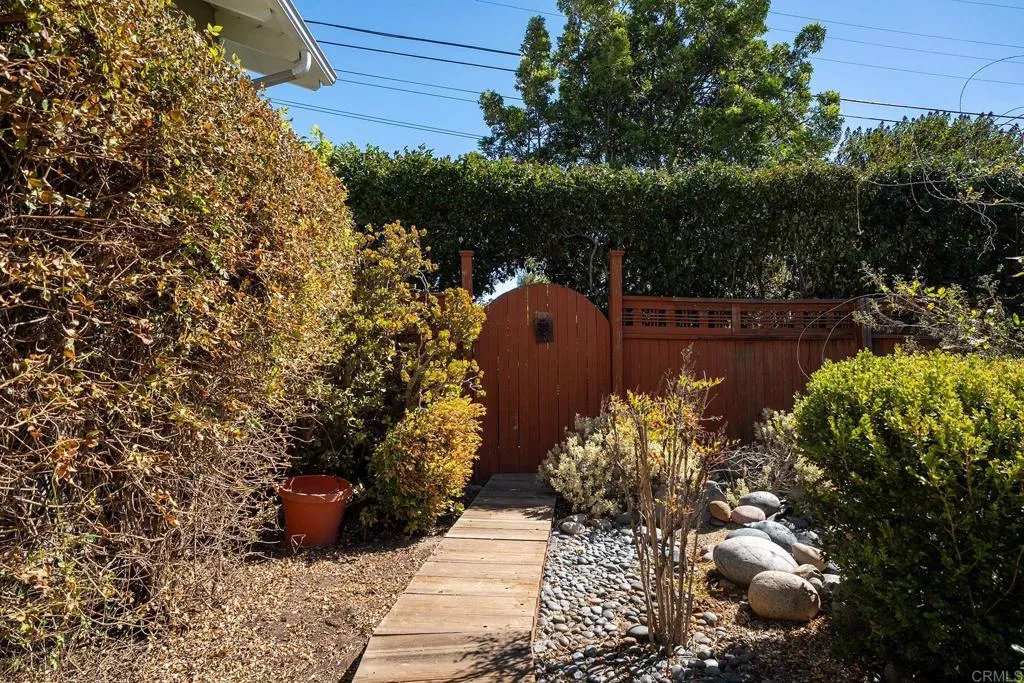 https://cdn.realtyfeed.com/cdn/127/307093507/e344c82535f76842d46c59be98bd4a14.webp
