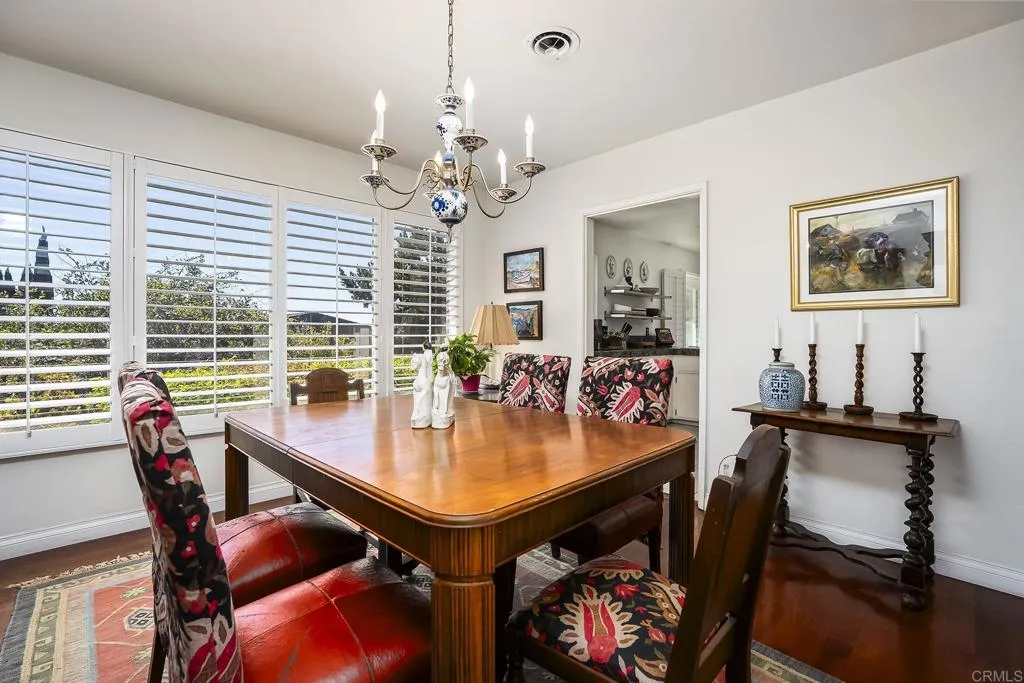 https://cdn.realtyfeed.com/cdn/127/307093507/f5ff4c4c2f85cc507325675fb7d8f8a8.webp