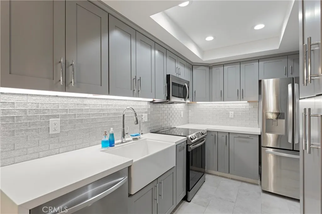 https://cdn.realtyfeed.com/cdn/127/307093516/43d7e99f70db5e73a8f9ce30ded4ec17.webp