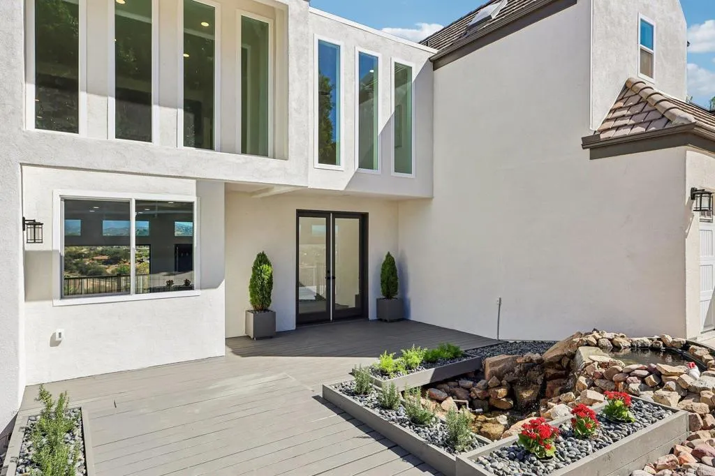 https://cdn.realtyfeed.com/cdn/127/307093548/3ea0904d7f3158eca3784e79b88fddb6.webp