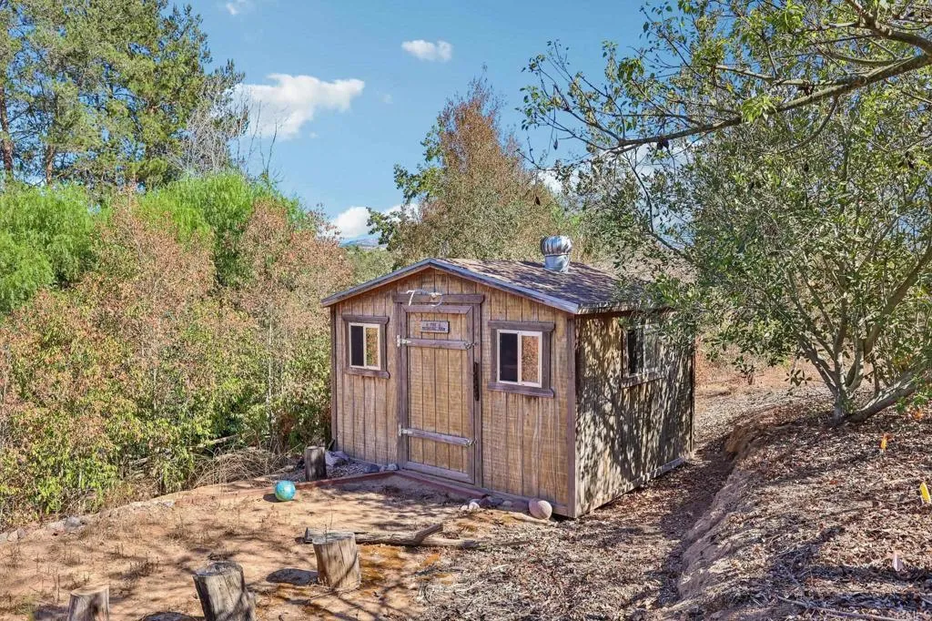 https://cdn.realtyfeed.com/cdn/127/307093548/4e4317002bbdacf348c7a8d2ac793aae.webp