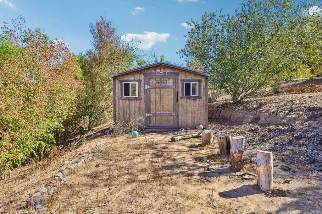 https://cdn.realtyfeed.com/cdn/127/307093548/b1833cc515f8aa9e4b9f29bb80cd1b05.webp