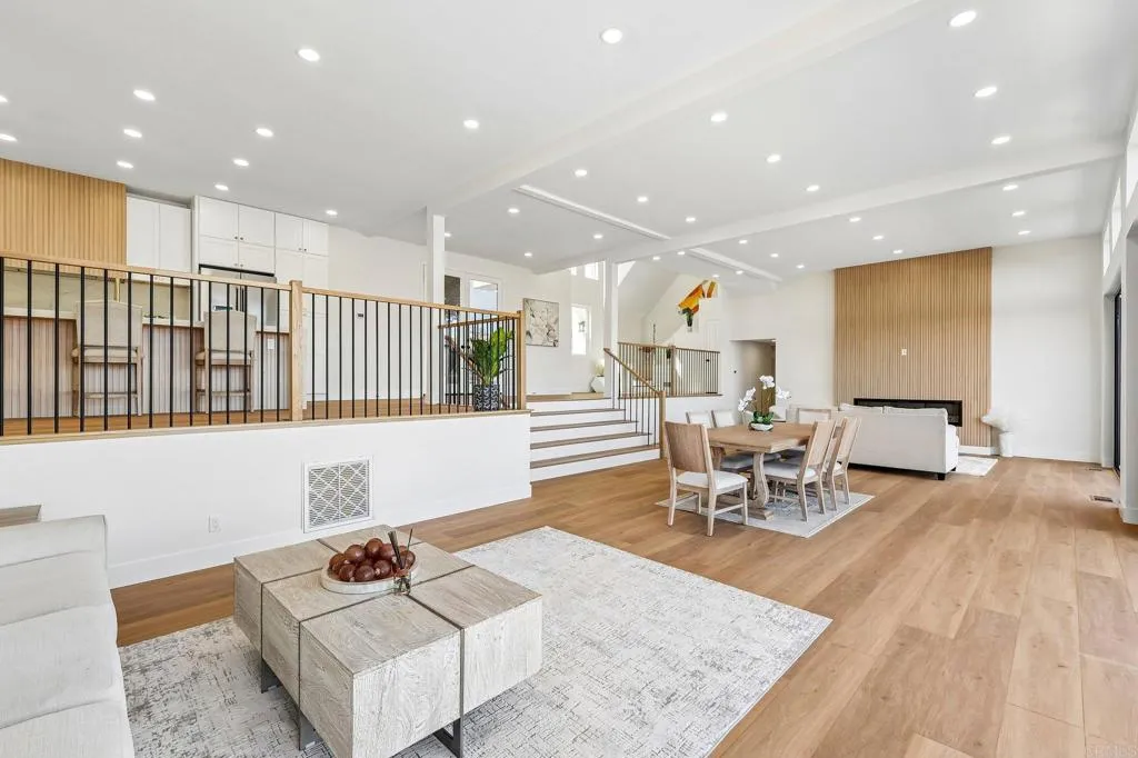 https://cdn.realtyfeed.com/cdn/127/307093548/d045831f9d3d99b1a1f05cd5ec18a7b6.webp