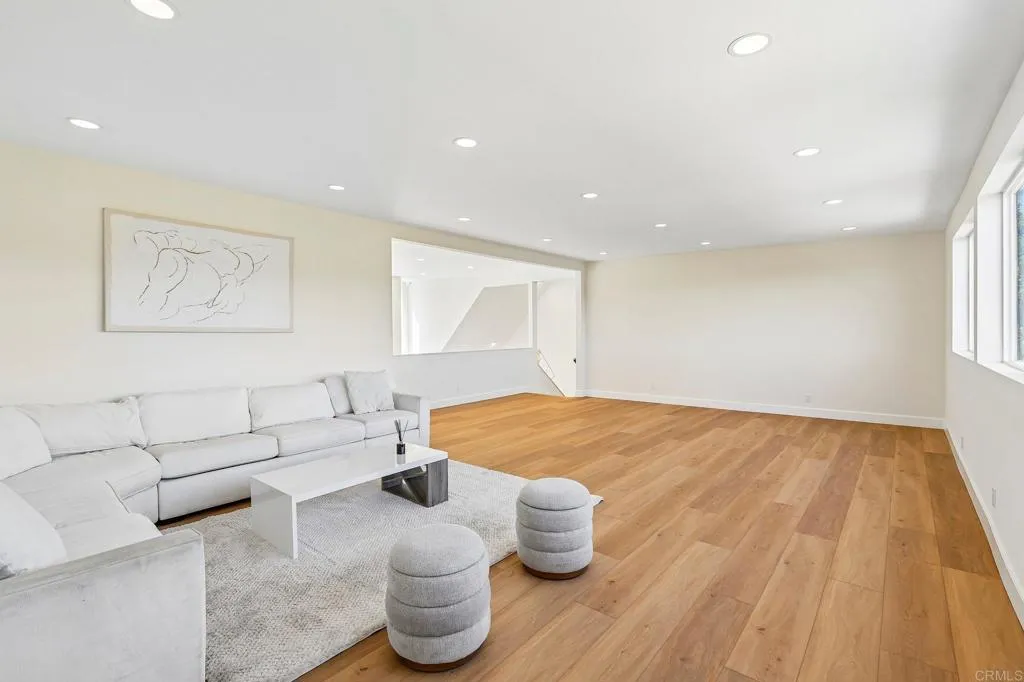 https://cdn.realtyfeed.com/cdn/127/307093548/e769506c87281be4aaf229f39627563d.webp