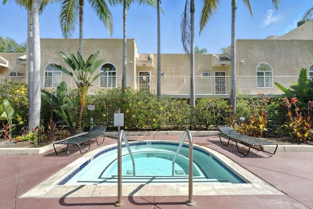 https://cdn.realtyfeed.com/cdn/127/307093607/50f343fd90197d5a80d5d1dc2aa65f61.webp