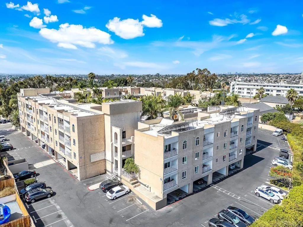 https://cdn.realtyfeed.com/cdn/127/307093607/55ec584f80e85b84b1081a9cf30e9026.webp