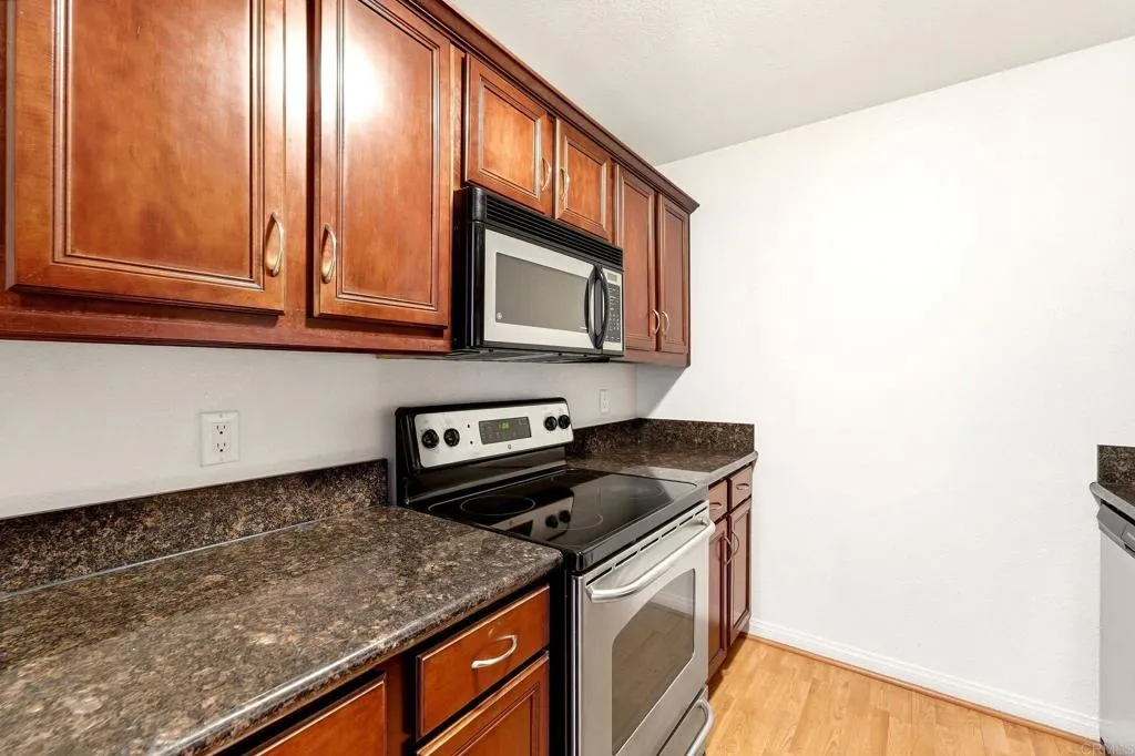 https://cdn.realtyfeed.com/cdn/127/307093607/7196efe9dfce9f93ae38dde3feff9108.webp