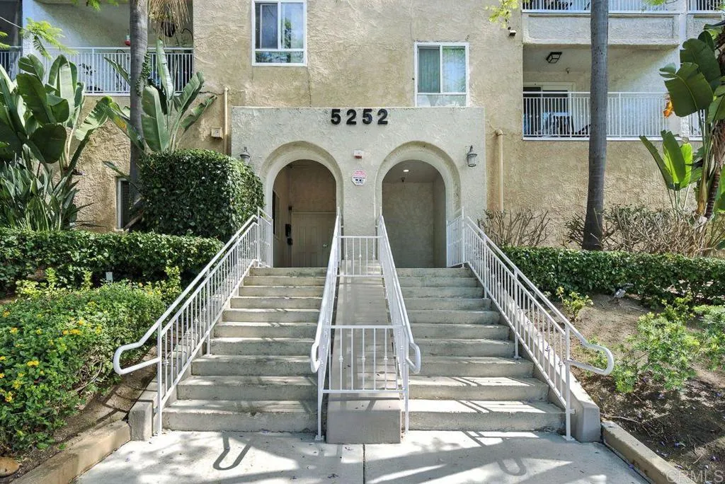https://cdn.realtyfeed.com/cdn/127/307093607/75405578a7b838df32883b7ae2b11743.webp
