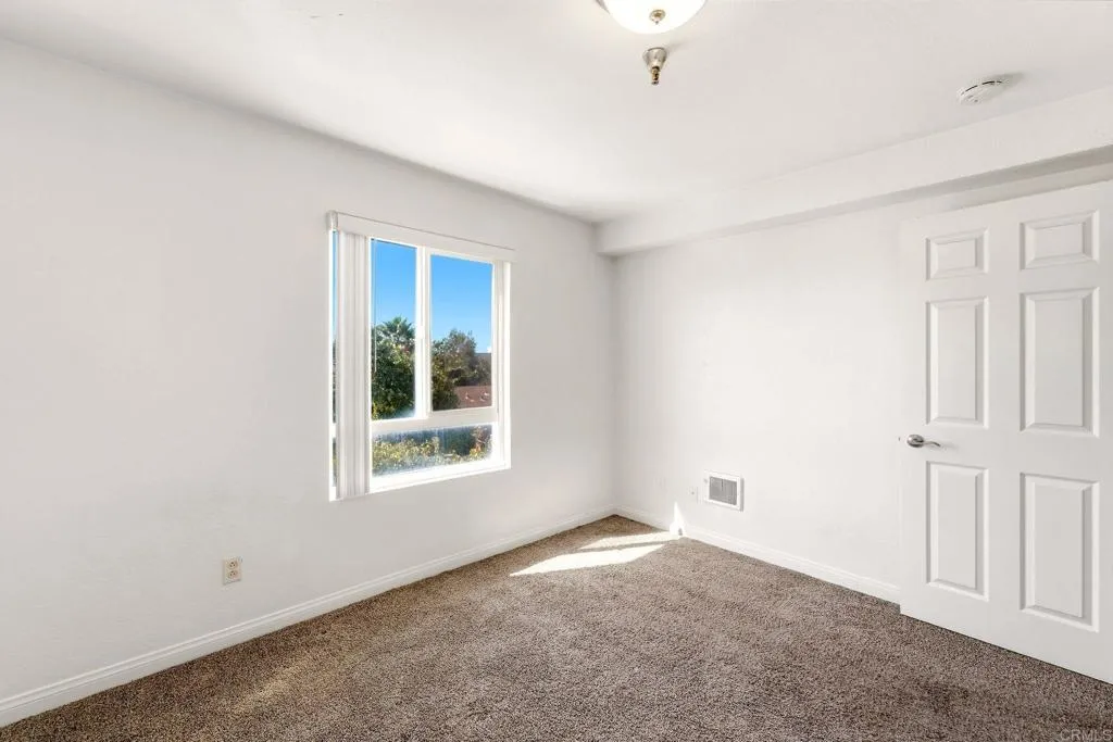 https://cdn.realtyfeed.com/cdn/127/307093607/aa98fd4baf353dbe0d19136021919787.webp