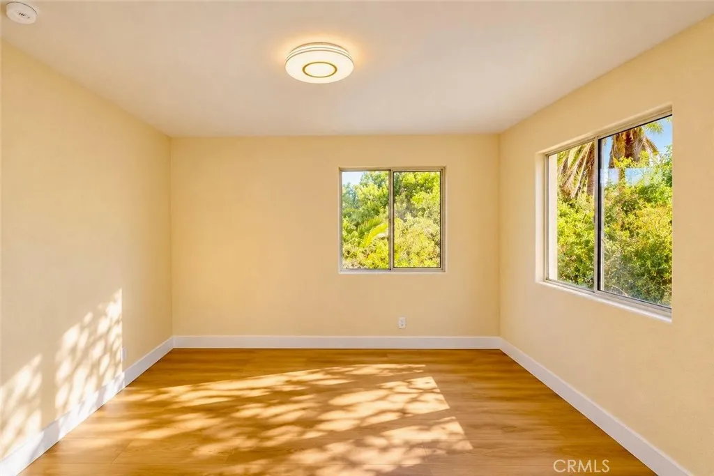 https://cdn.realtyfeed.com/cdn/127/307093683/7c20ed2fa0f6254b5707ee1bdce51e00.webp