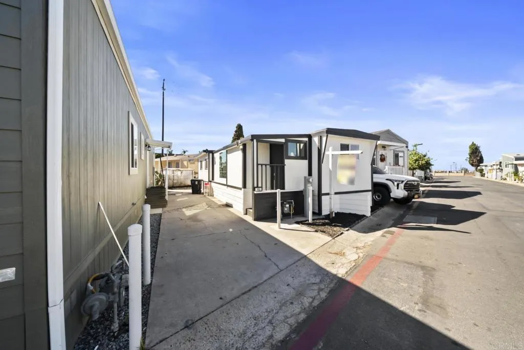 https://cdn.realtyfeed.com/cdn/127/307093737/0f23b04324d59286003d493ebbb24c61.webp